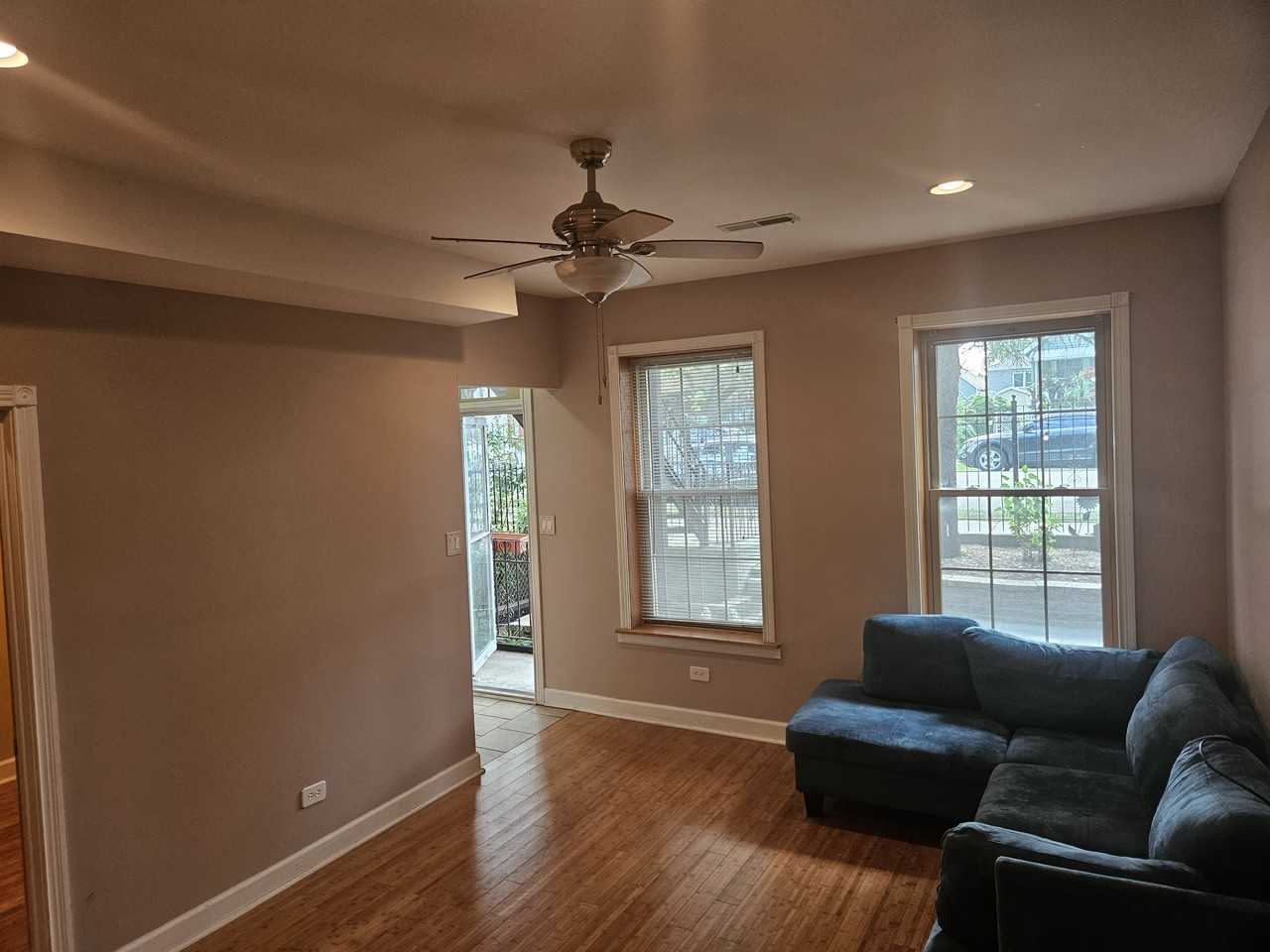 3839 S Wood St #B - Photo 3 of 10