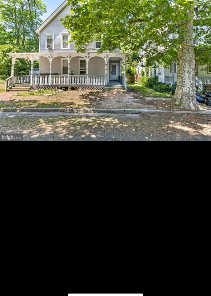 27 Seventh St #NA - Photo 2 of 12