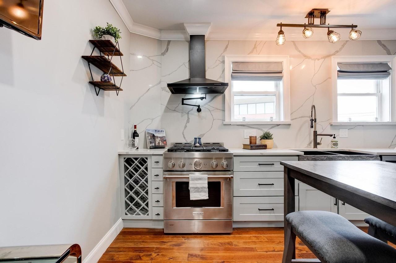 4 Shelby St #2 - Photo 5 of 10