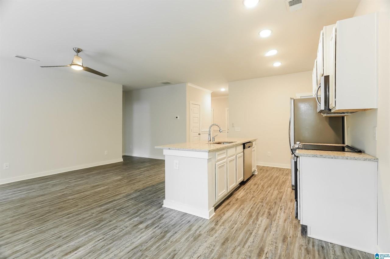 5414 Cedar Creek Drive - Photo 5 of 15