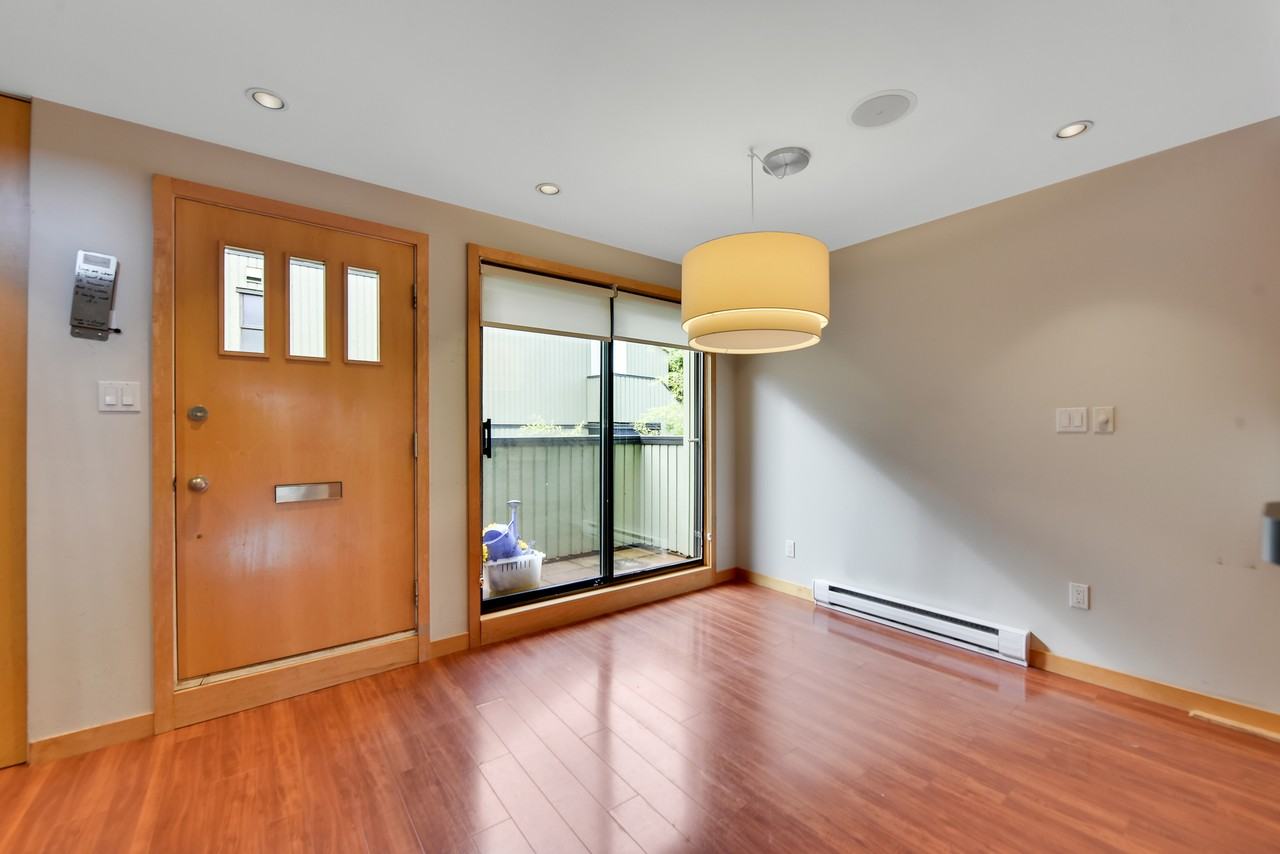 1049 Scantlings - Photo 2 of 38