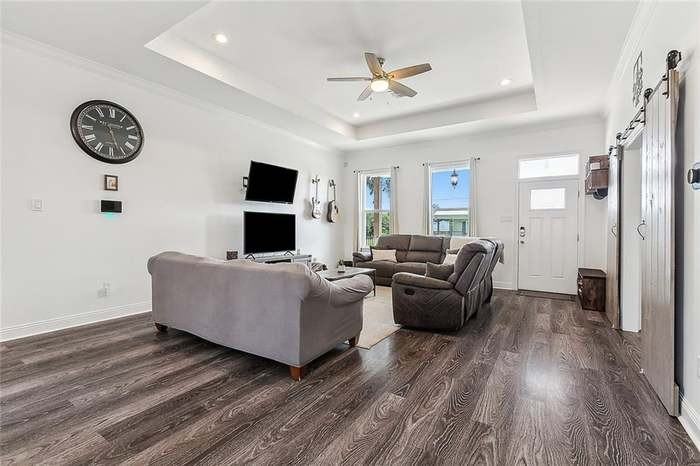 5168 Desire Drive - Photo 2 of 8