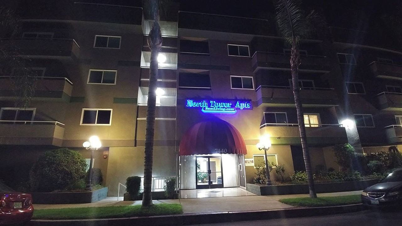 North Tower Apts - Photo 4 of 50