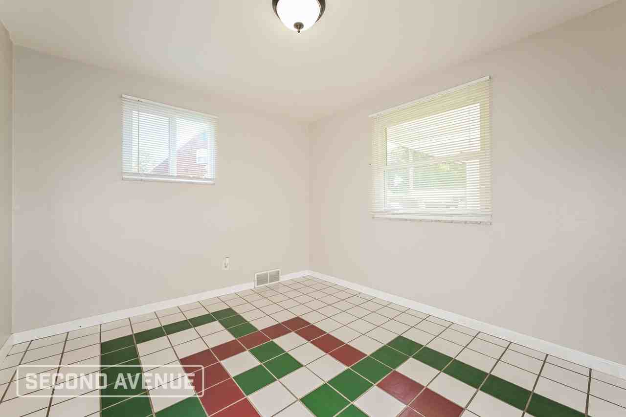 320 Marbury Dr - Photo 7 of 27