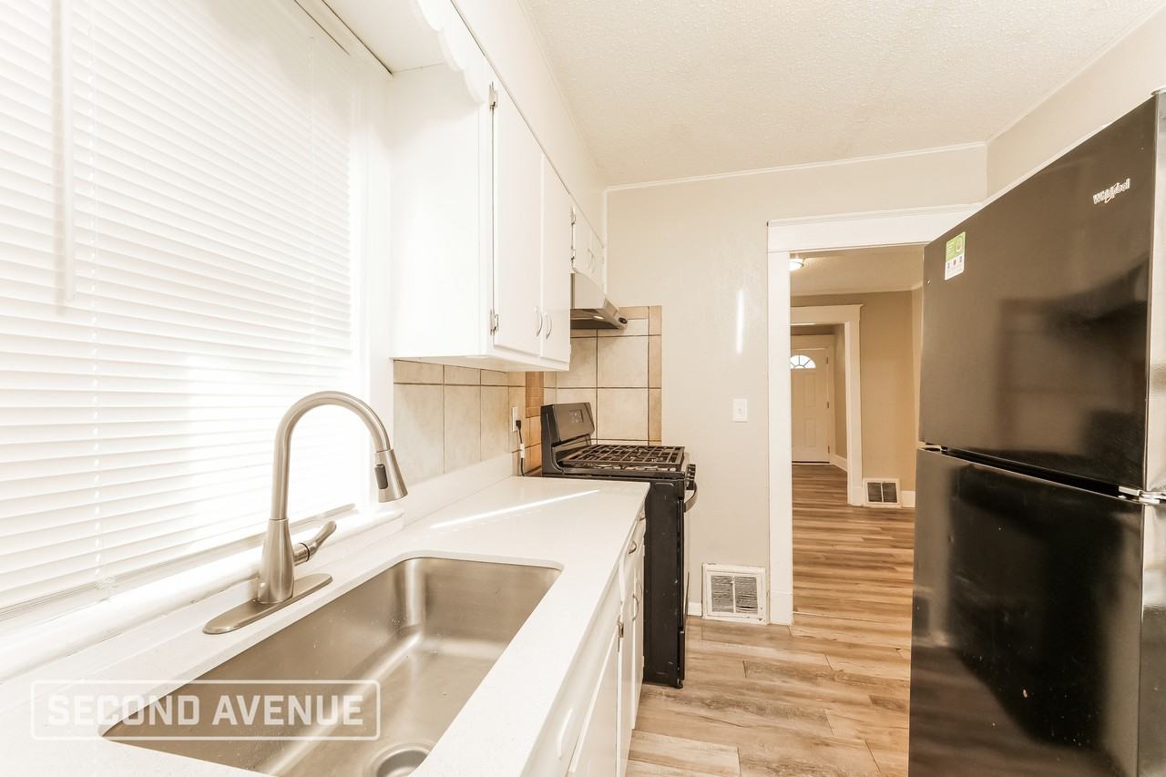 2825 Askew Ave - Photo 5 of 26