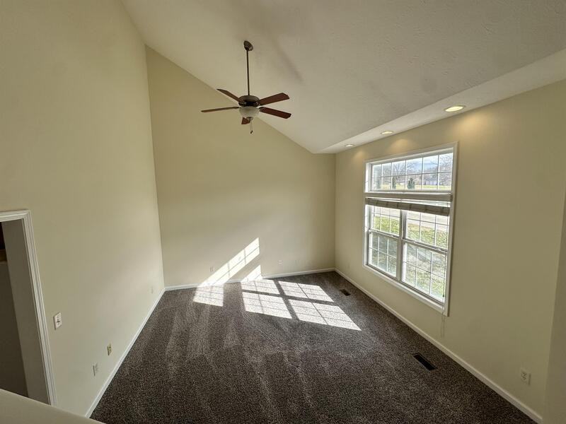 12 Thor Way - Photo 2 of 8