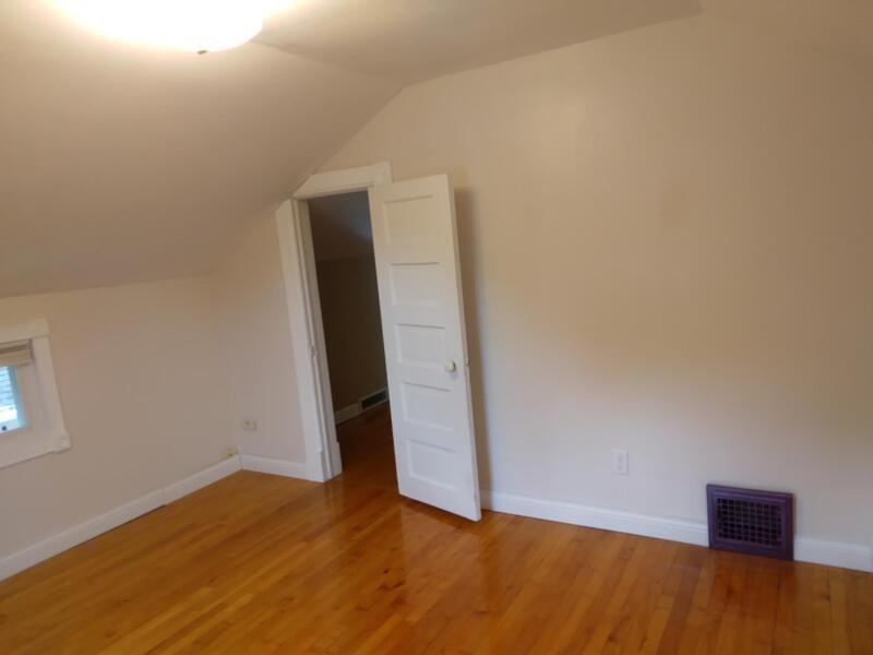 1512 Ohio St - Photo 4 of 30
