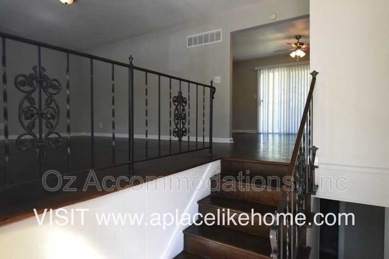 7800 E 100th Ter - Photo 3 of 25