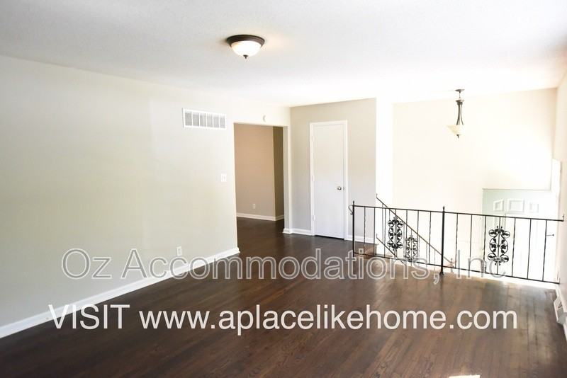 7800 E 100th Ter - Photo 5 of 25