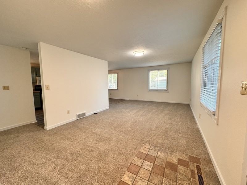 1918 Derby Ct - Photo 2 of 24