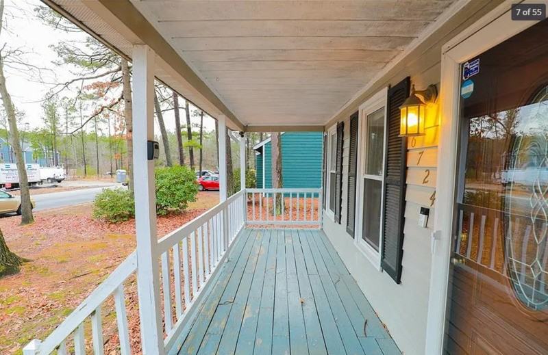 6724 Fairpines Rd - Photo 7 of 40