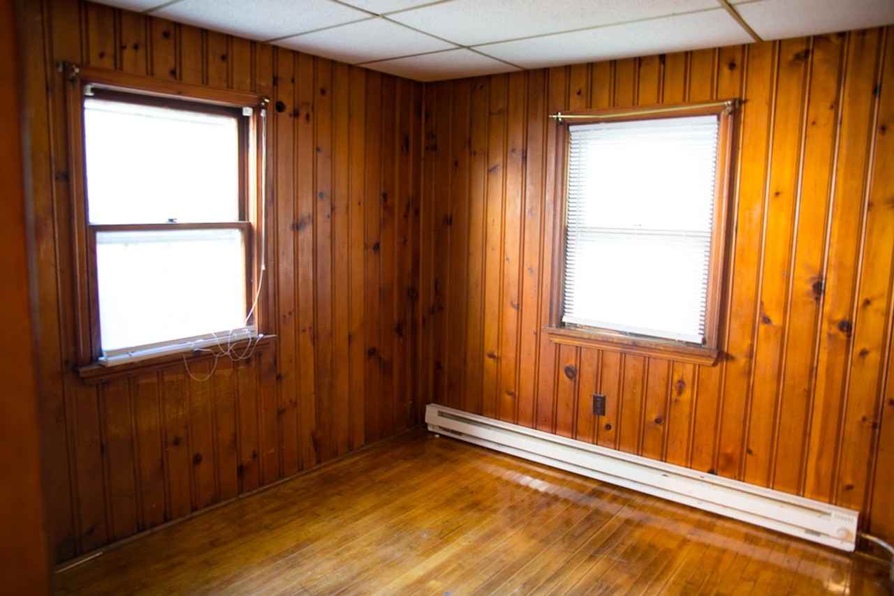 1082-11 - Photo 2 of 12