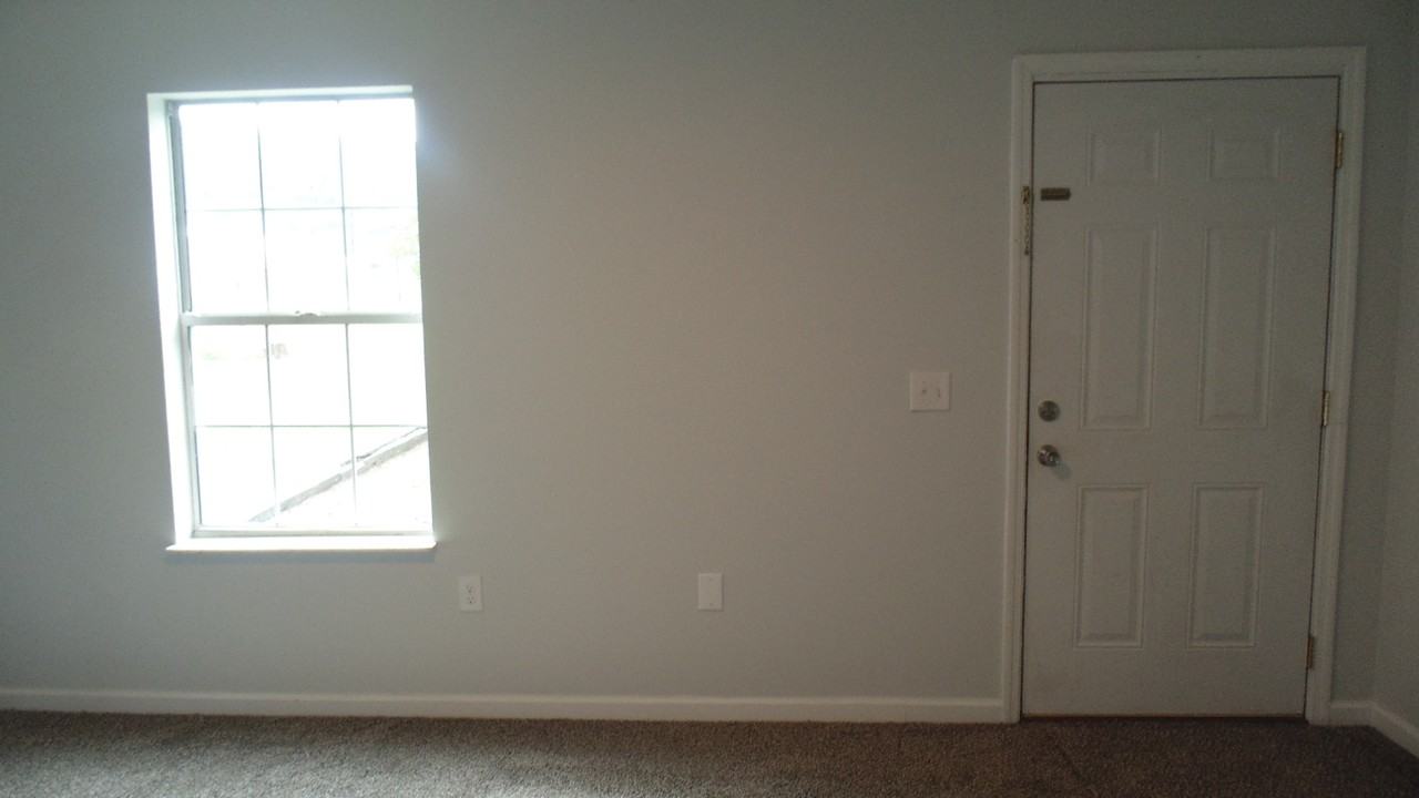 3512 Highway 39 Apartment C - Photo 2 of 9