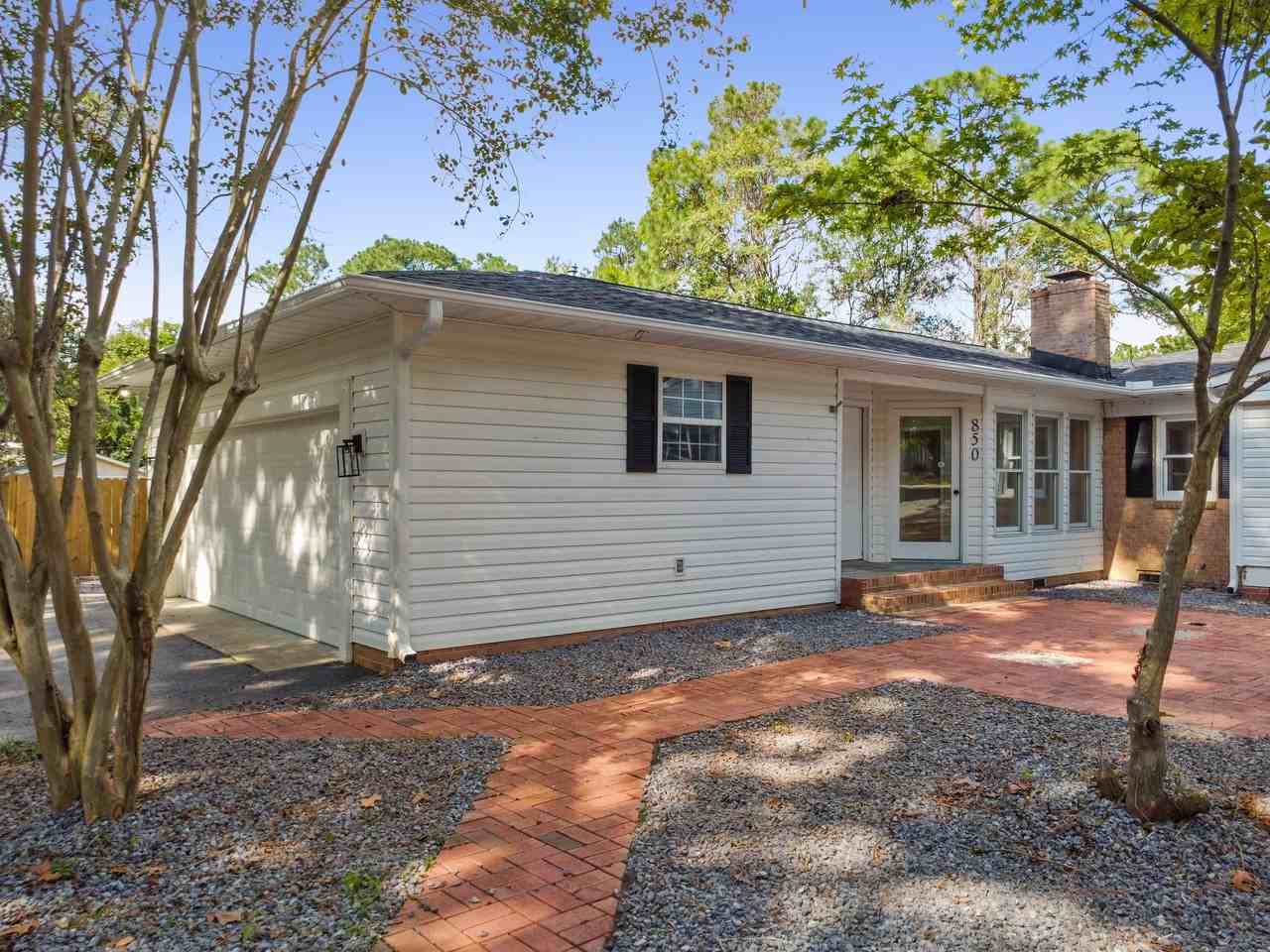 850 North May Street - Photo 3 of 26