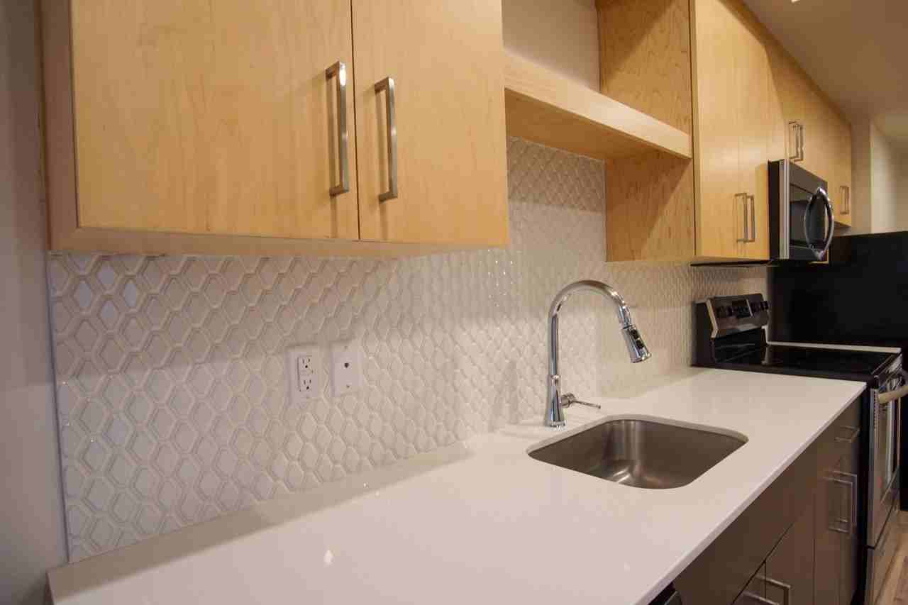 6015 S Virginia Ave #201 - Photo 4 of 22