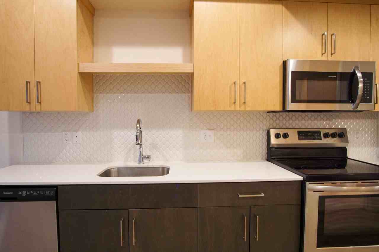6015 S Virginia Ave #201 - Photo 5 of 22