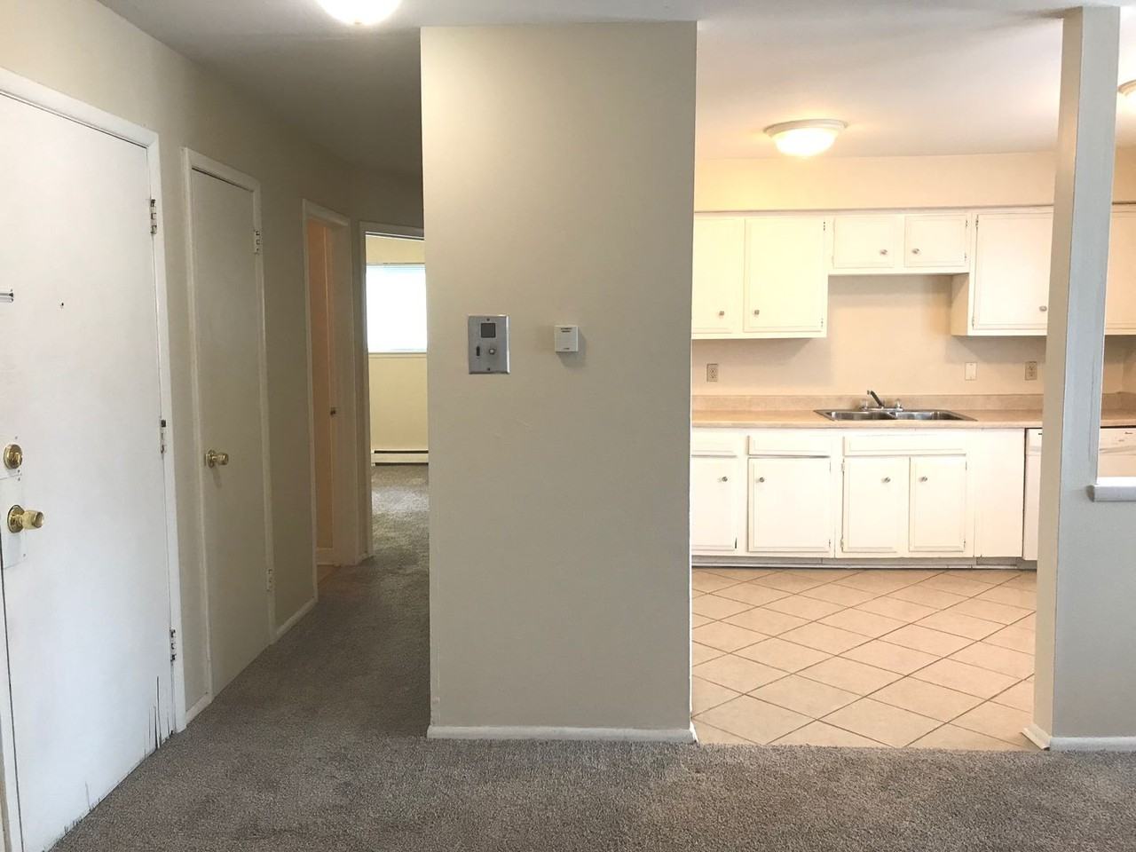 2069 Cambridge - Photo 6 of 44