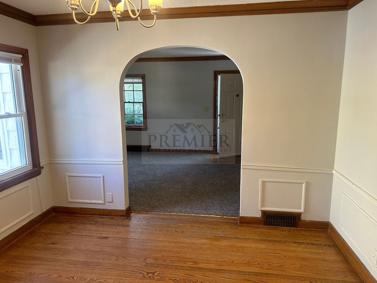 6328 College Ave - Photo 7 of 26