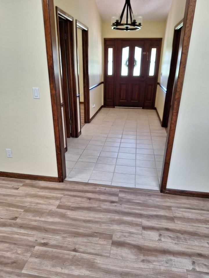 35047 Dolphin Lake Dr - Photo 3 of 12