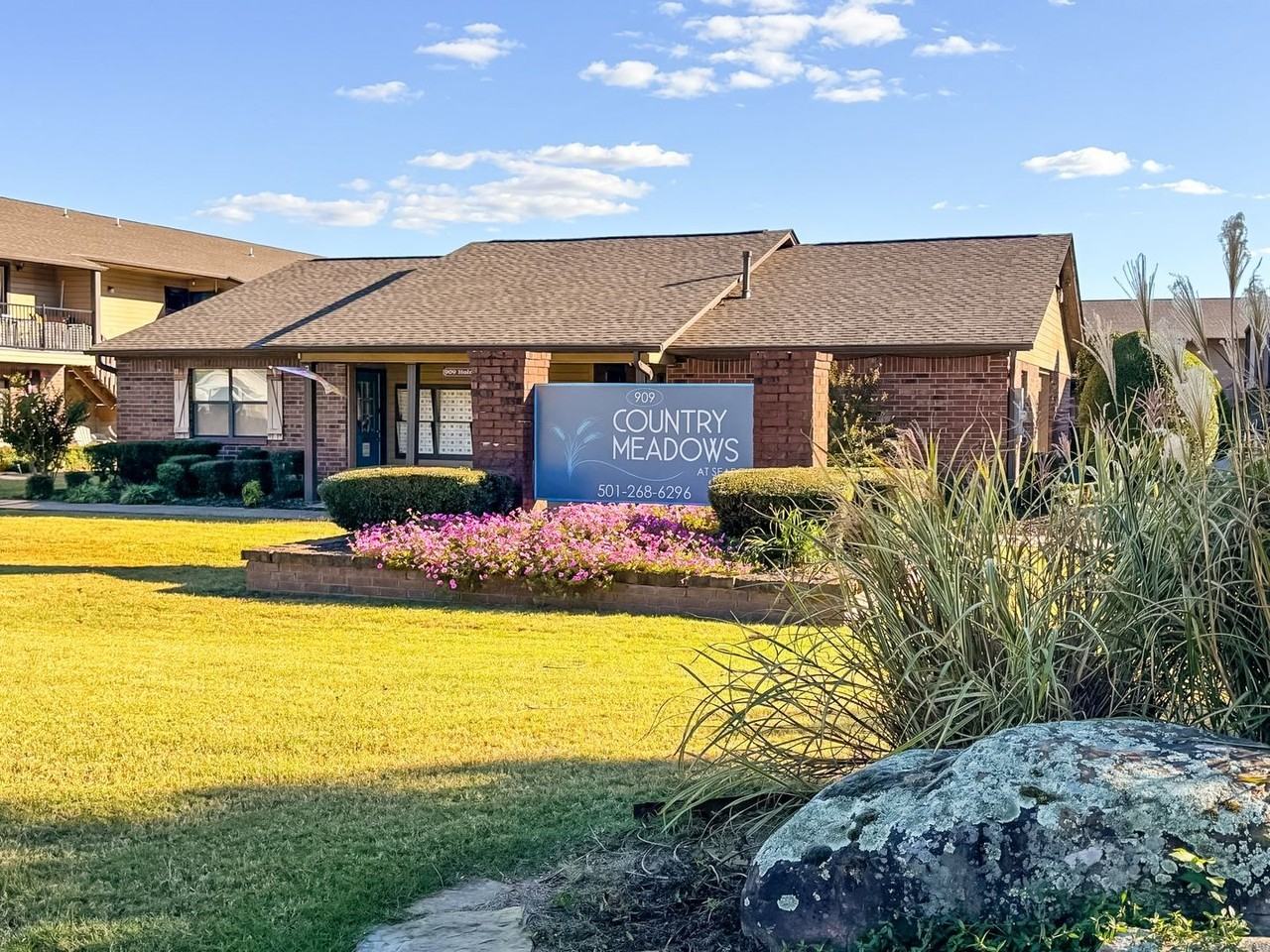 Country Meadows Apartments - Photo 7 of 16