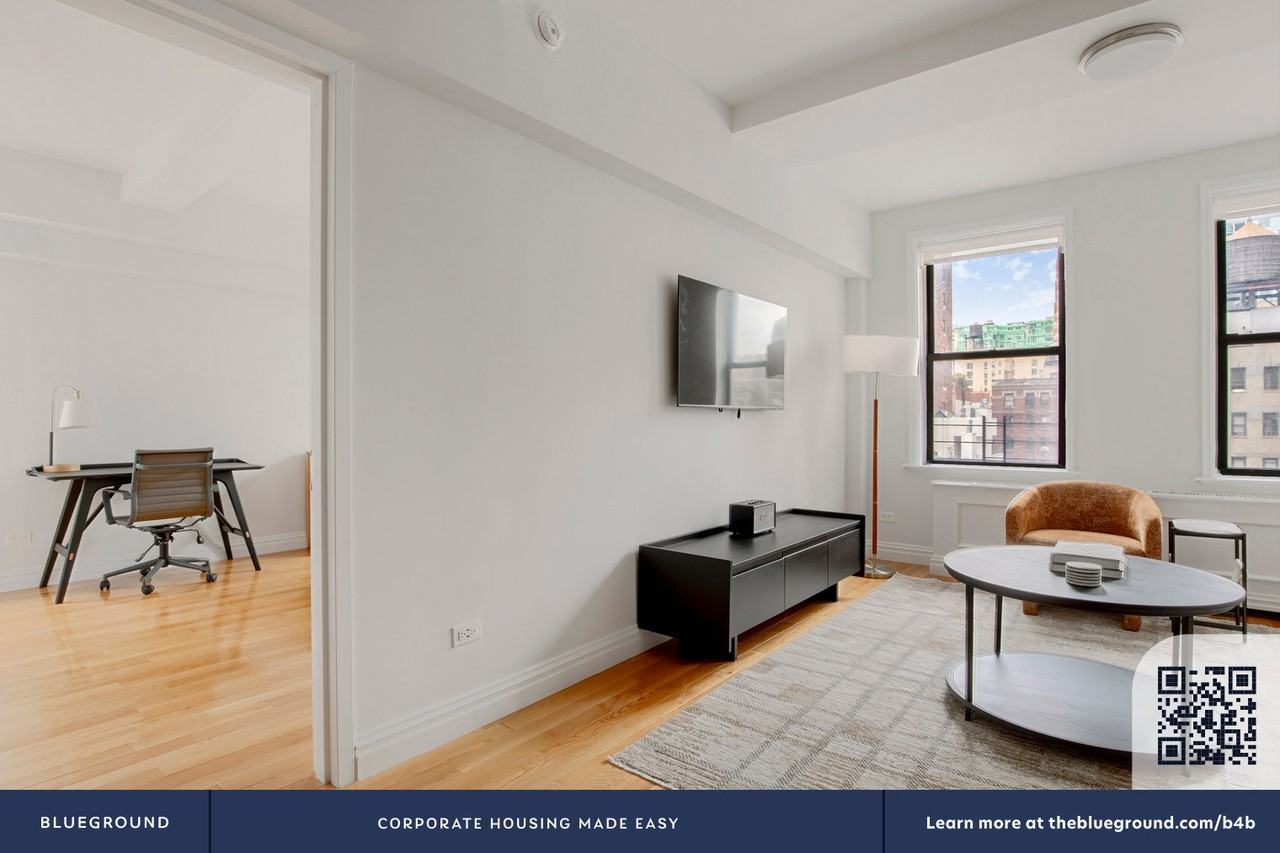 210 West 70th Street - Photo 6 of 40