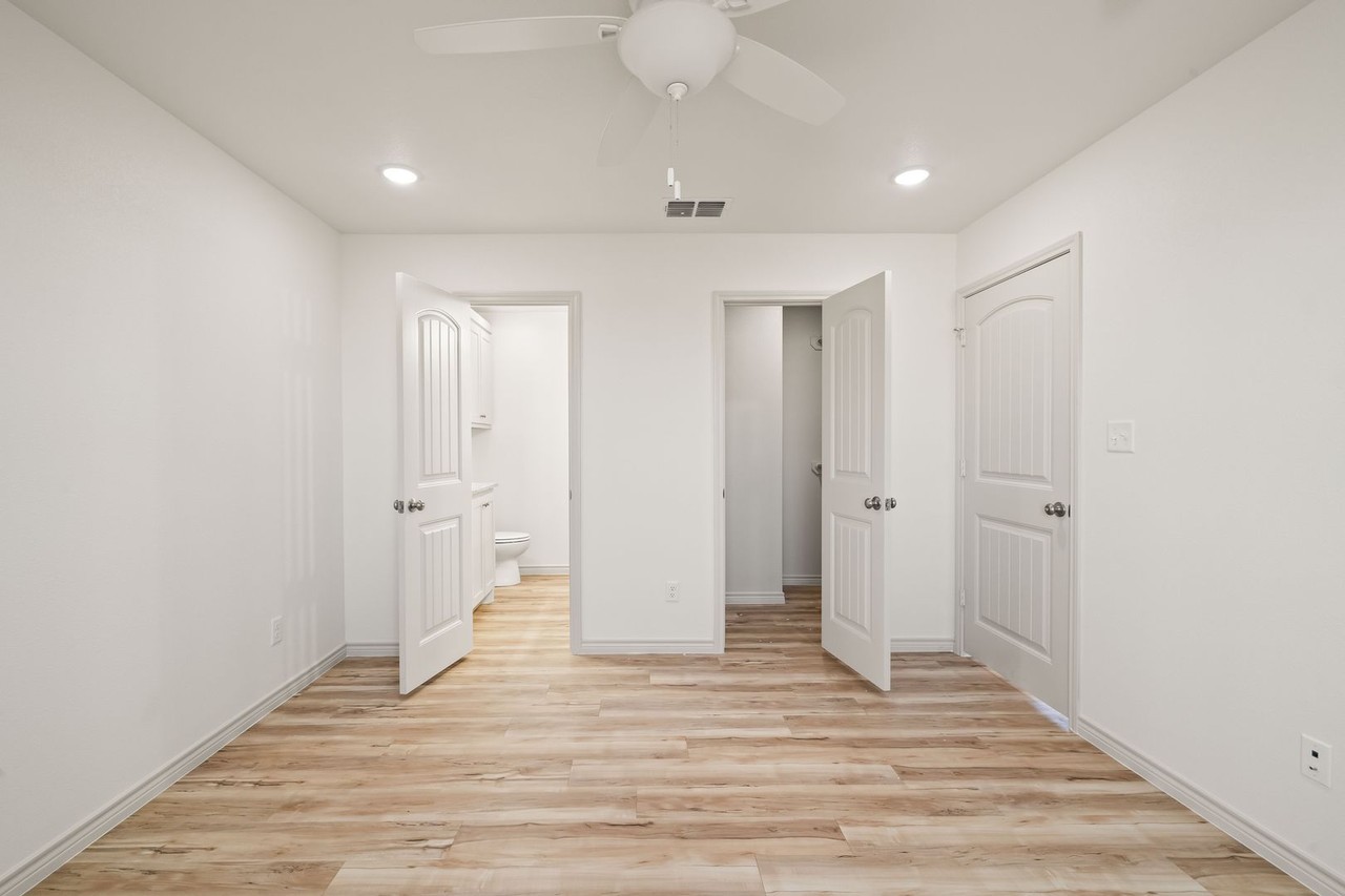 9406 9406 E FM 597 E CR 5100 #A - Photo 3 of 27
