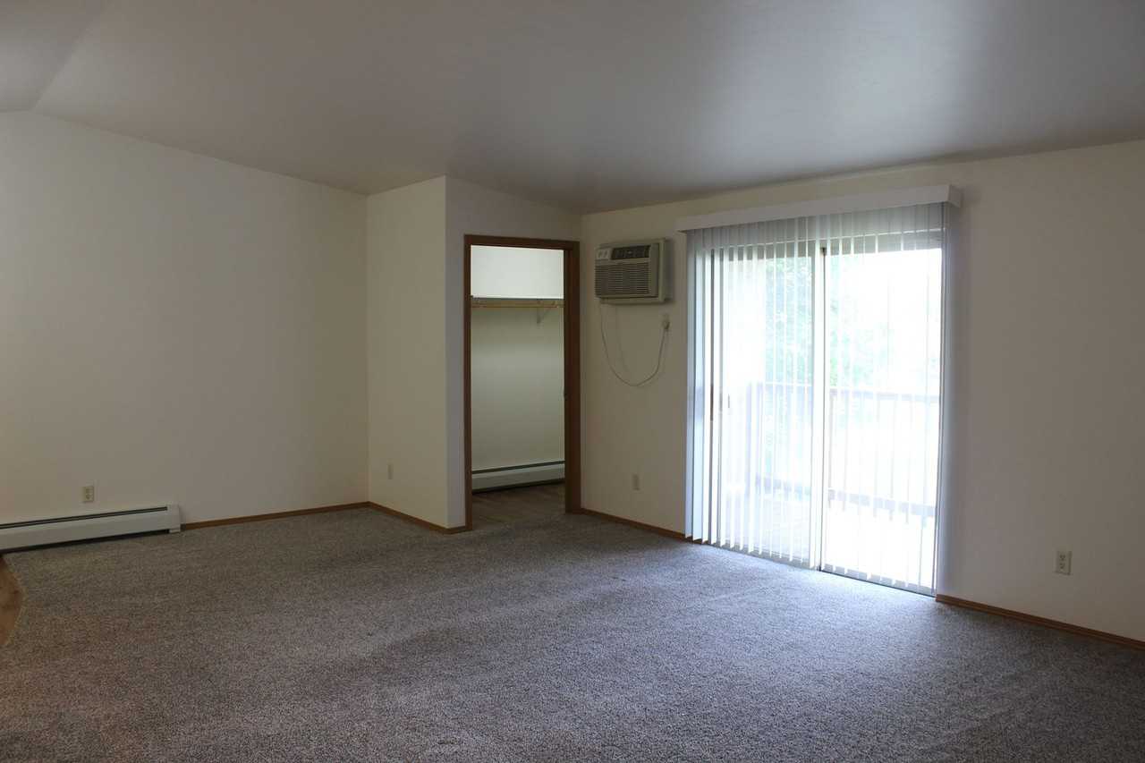 Shade Tree Estates - Photo 5 of 39