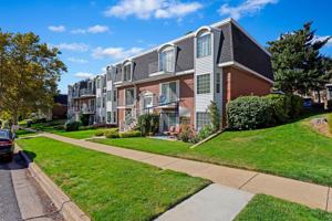 featured image of 2983 Taylor Ave