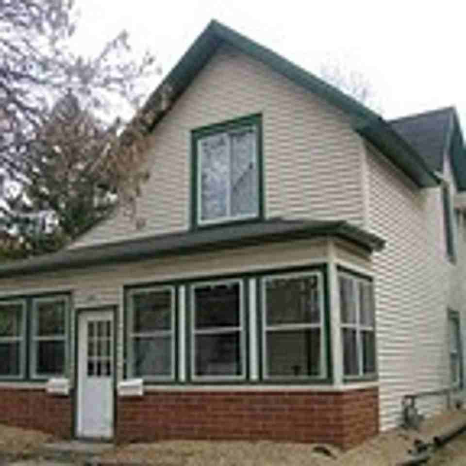 620 11th Ave Se