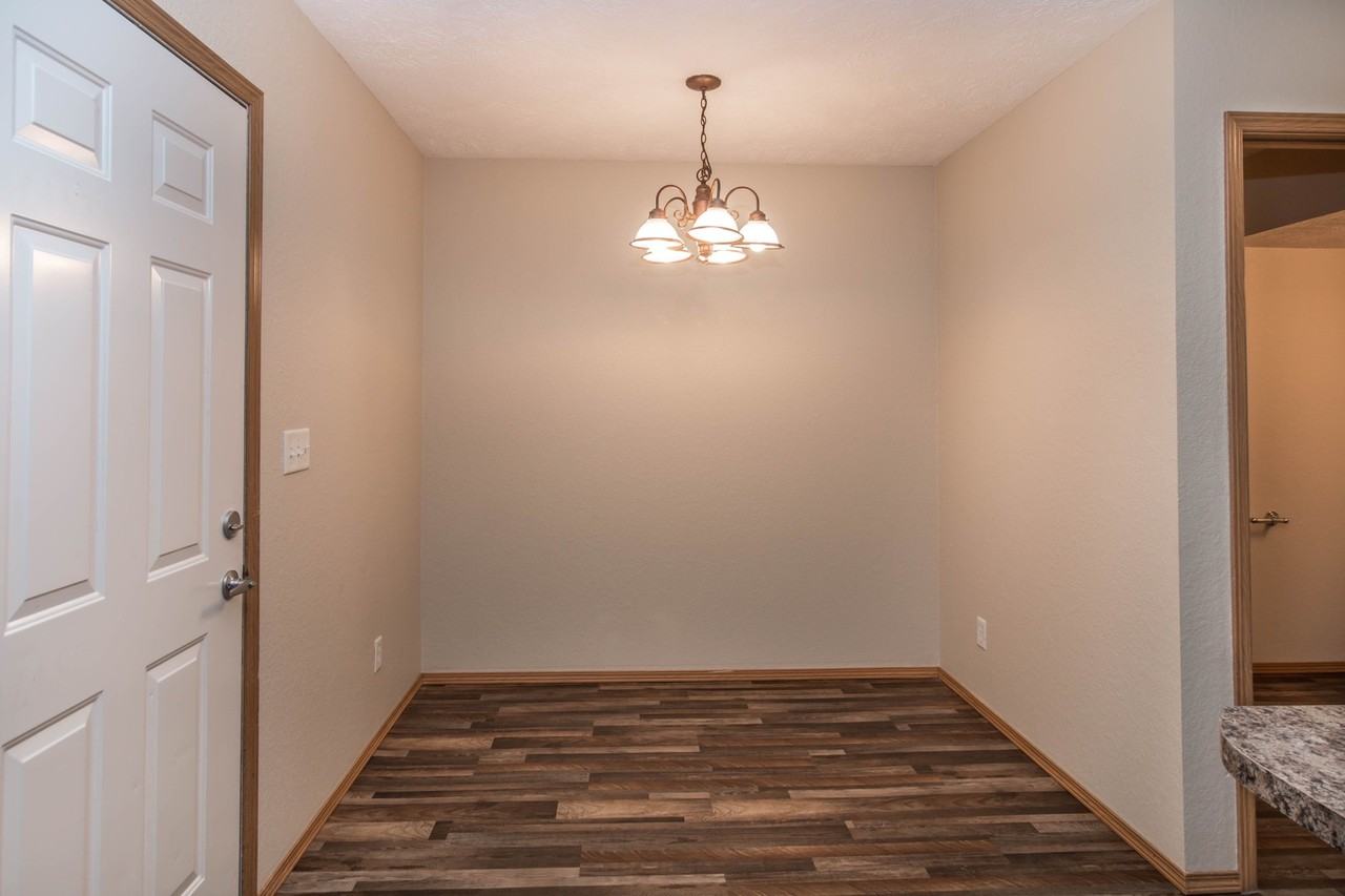 130 S. Shebal Avenue - Photo 3 of 13