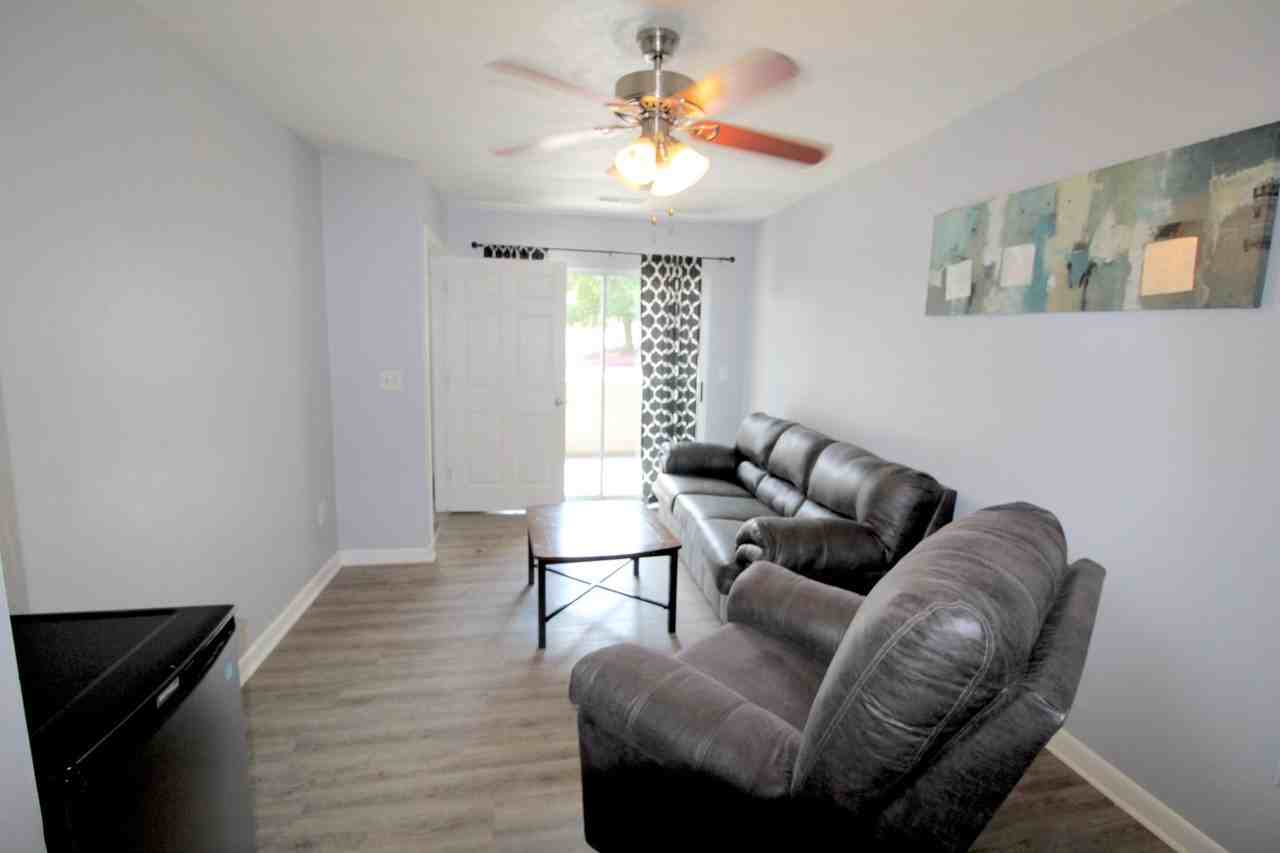 1458 Bradley Dr - Photo 6 of 19