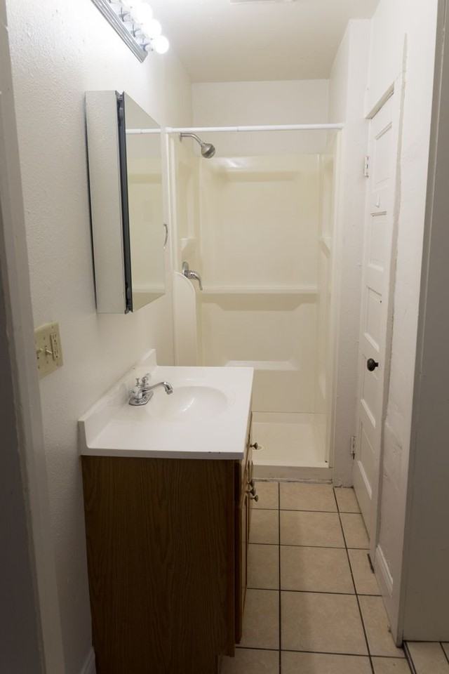 723 13th Ave Se - Photo 6 of 11