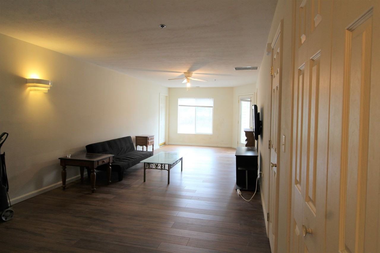 4207 University Commons Dr - Photo 6 of 11