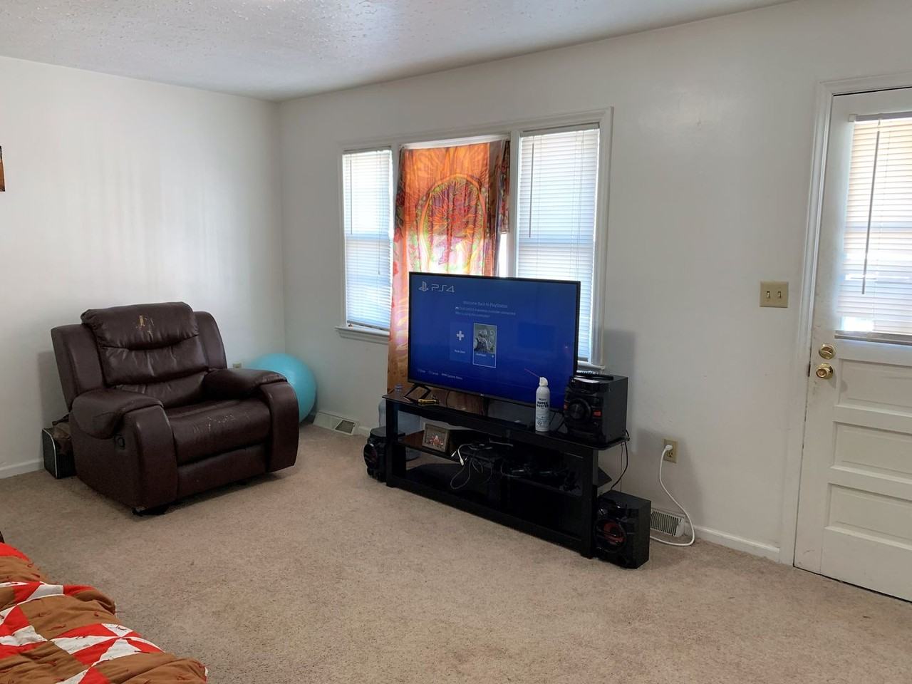 1804 Whipple Dr - Photo 3 of 20
