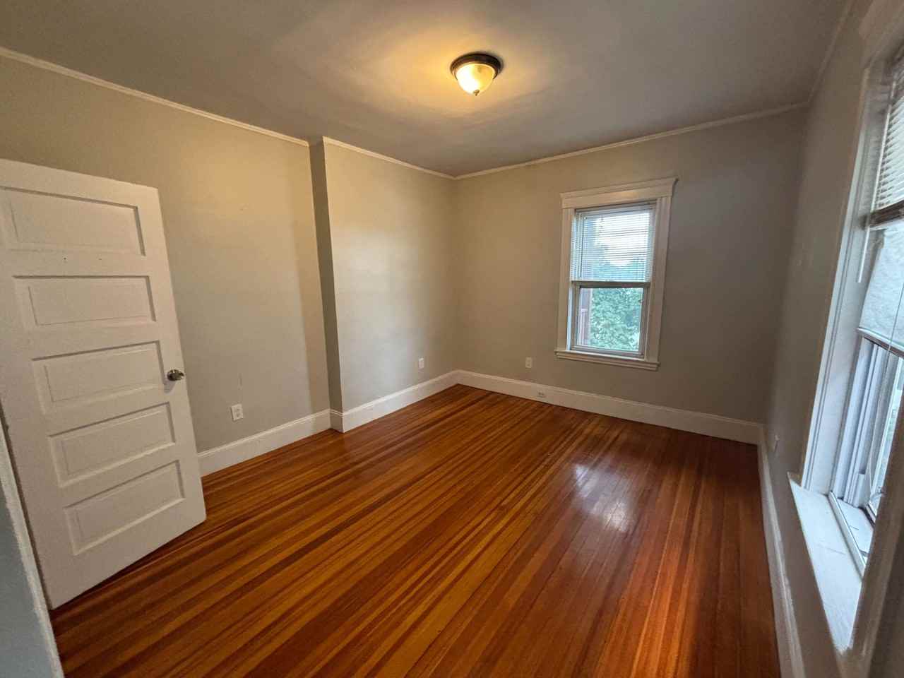 18 Peverell St #2 - Photo 6 of 18