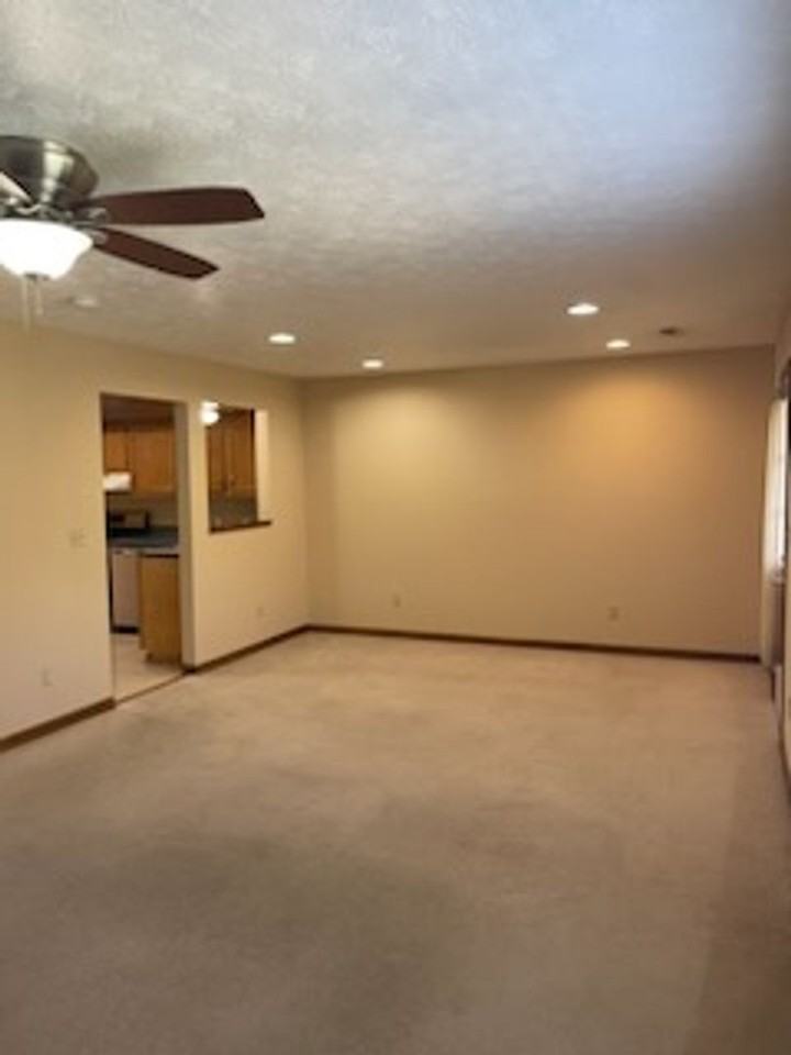 5210 Nesting Way - Photo 7 of 17