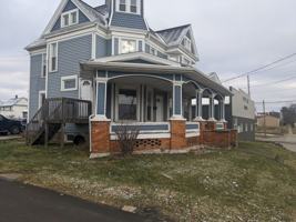featured image of 802 Cottage St
