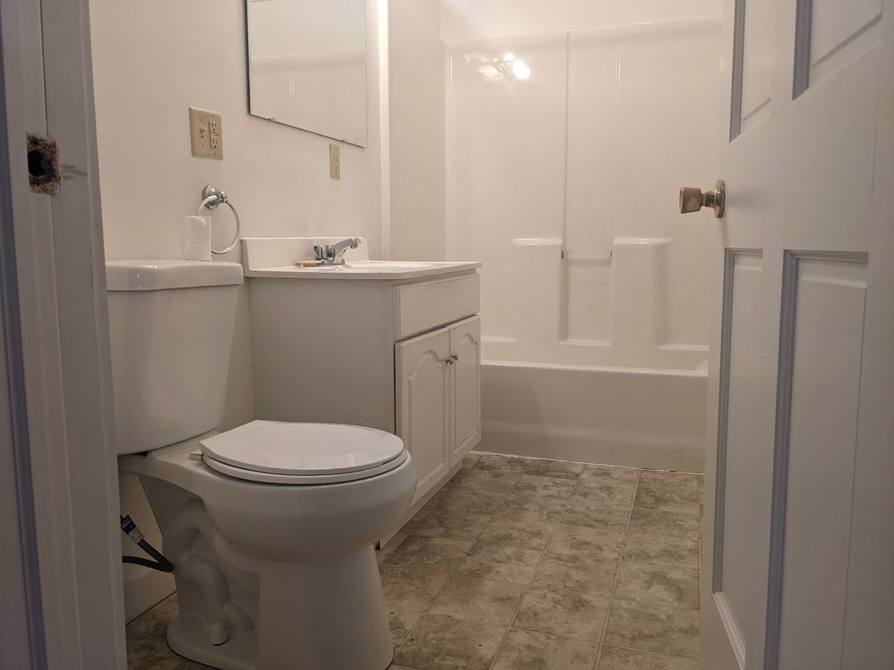 802 Cottage St - Photo 3 of 9