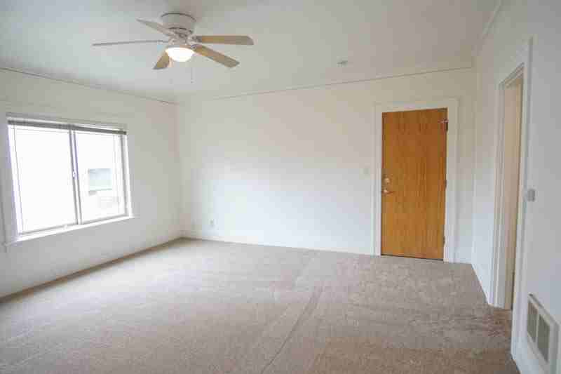 1410 Ne Weidler St #03 - Photo 4 of 20