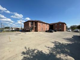 featured image of 1001 East Travis Street