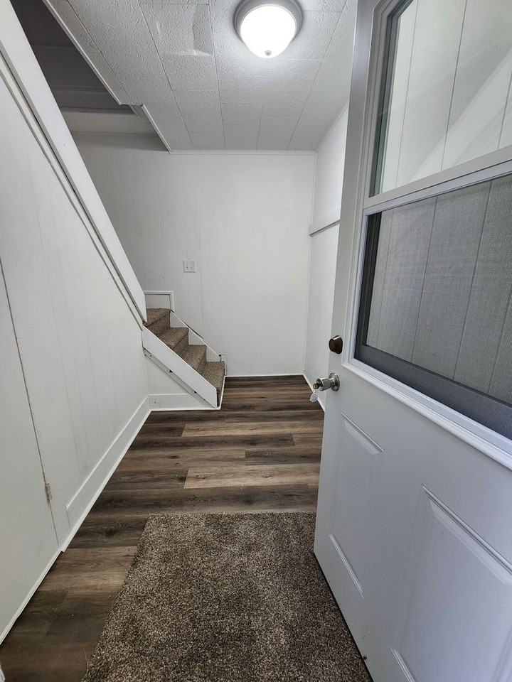 112 N 3rd Ave - Photo 3 of 12