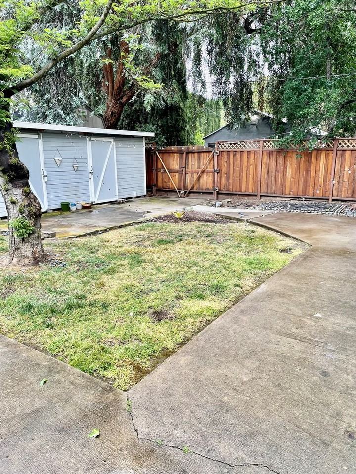 2509 Castro Way - Photo 3 of 20