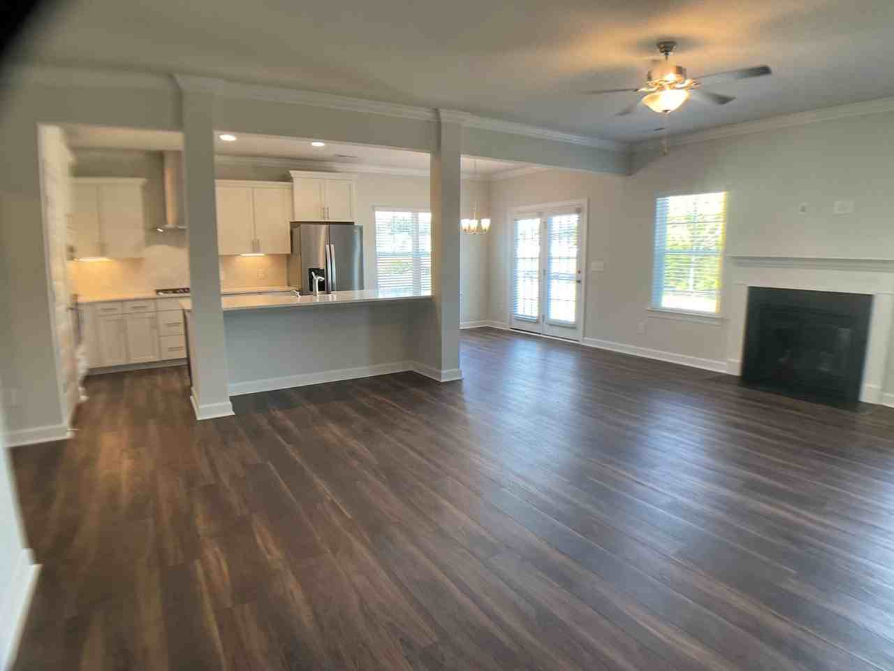 1960 Channel St - Photo 2 of 40