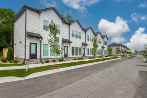 featured image of 1201 W 4th St