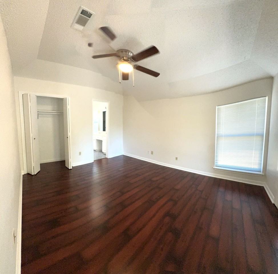 2118 Elder Pl - Photo 7 of 11