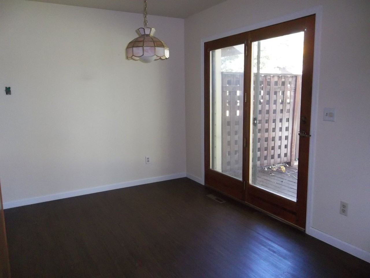 1024 Mirrormere Cir - Photo 3 of 7