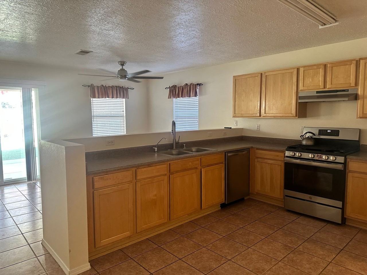 10555 Vista Bella Pl Nw - Photo 2 of 16