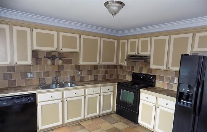 37369 Charter Oaks Blvd #489 - Photo 2 of 12