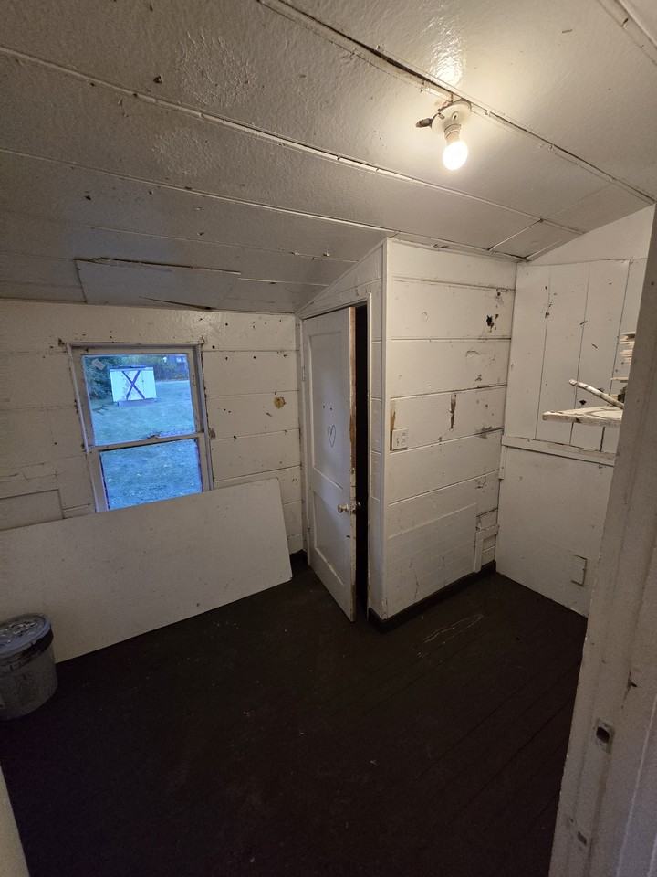 325 11th St #NA - Photo 3 of 20