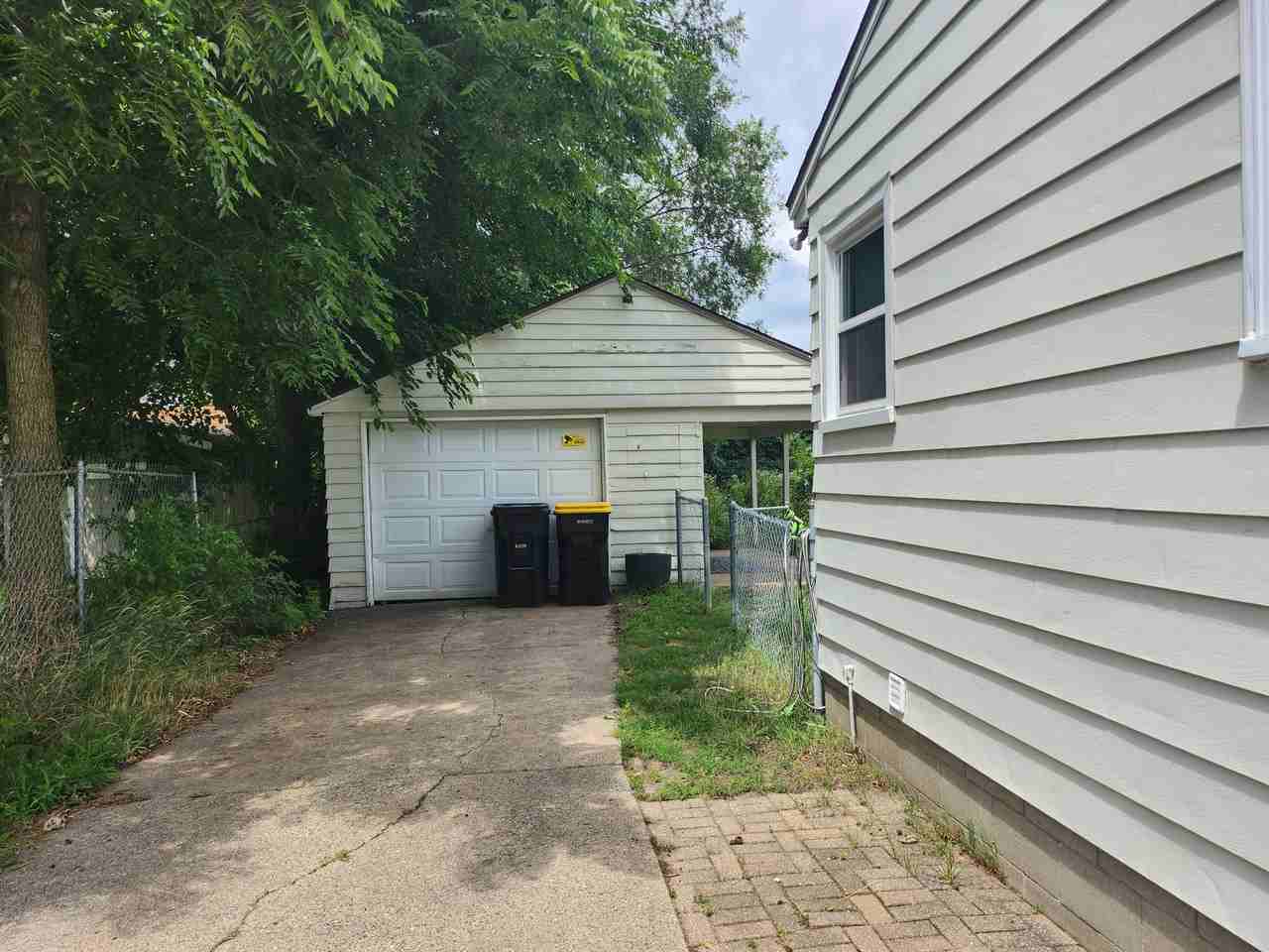 3061 Homewood St Sw #NA - Photo 3 of 21